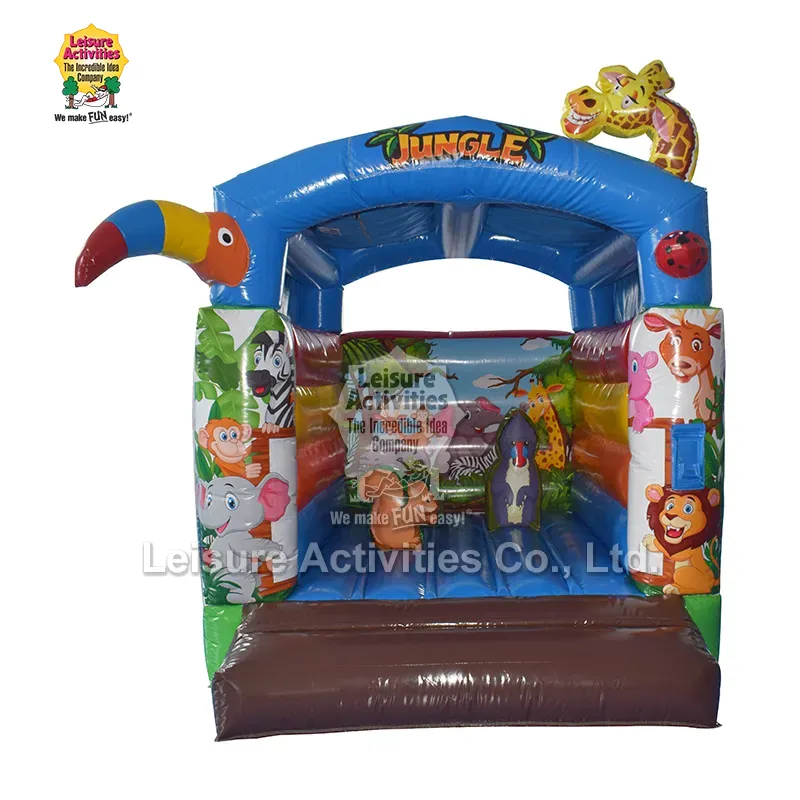 Mini opblaasbaar springkasteel jungle met dak en de opkomst van thematische speelruimtes