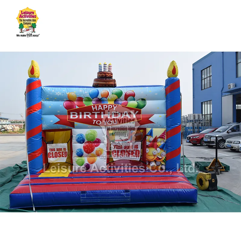Standaard opblaasbare multiplay springkastelen Happy Birthday